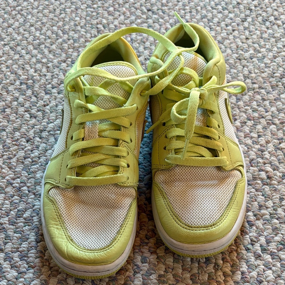 Nike Bright Green Athletic Shoes